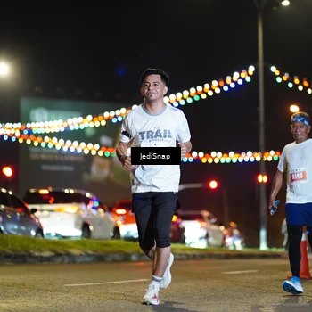 Runner Photo 4420559