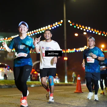 Runner Photo 4420573