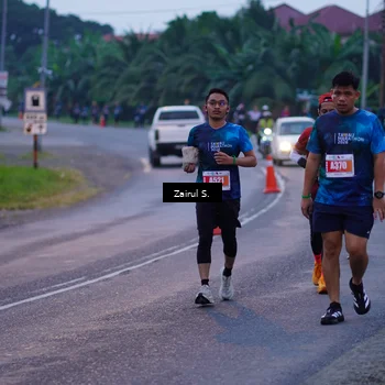 Runner Photo 4420599