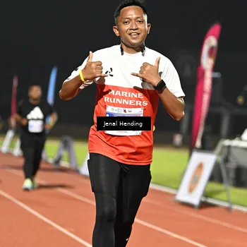 Runner Photo 4420619