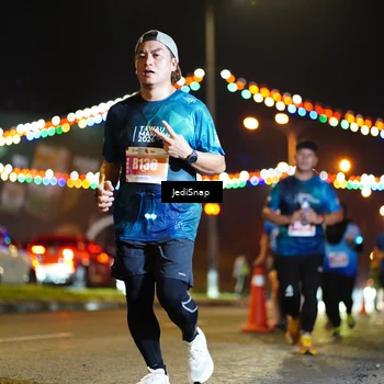 Runner Photo 4420652