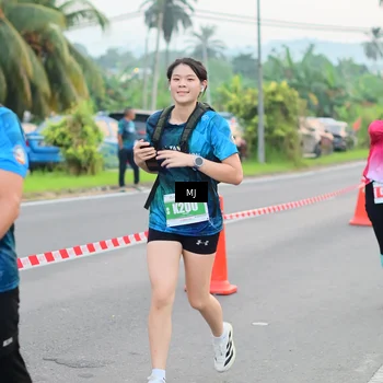 Runner Photo 4420655