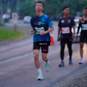 Runner Photo 4420657