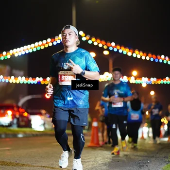 Runner Photo 4420676
