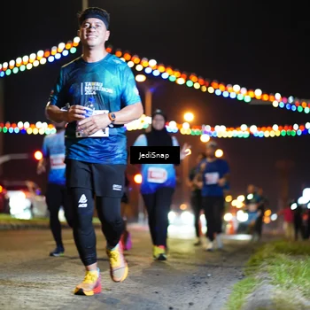 Runner Photo 4420684
