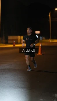 Runner Photo 4420705