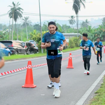 Runner Photo 4420785
