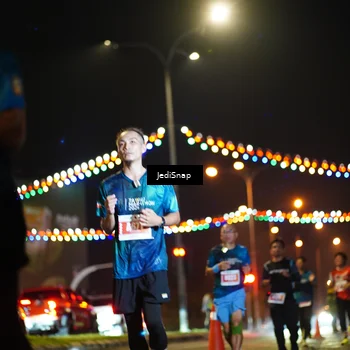 Runner Photo 4420790