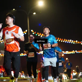 Runner Photo 4420965