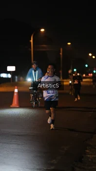 Runner Photo 4421023
