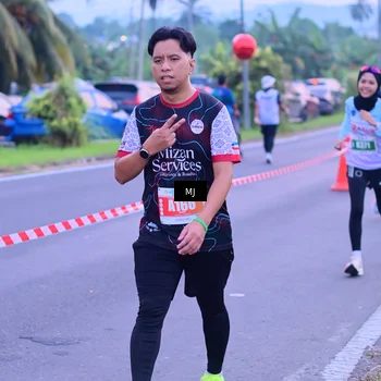 Runner Photo 4421035