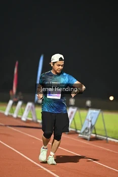 Runner Photo 4421036