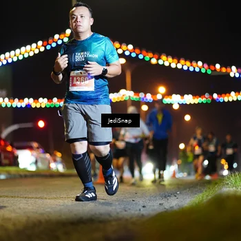 Runner Photo 4421070