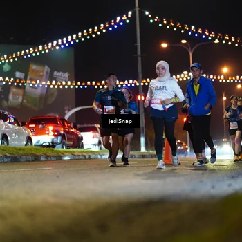 Runner Photo 4421171