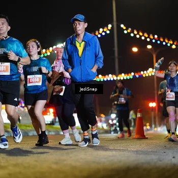 Runner Photo 4421184