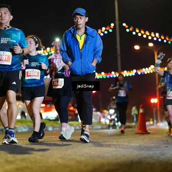 Runner Photo 4421200
