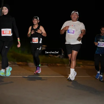Runner Photo 4421236