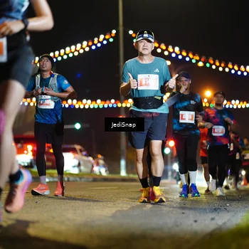 Runner Photo 4421251