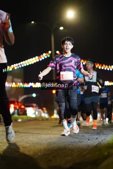 Runner Photo 4421370