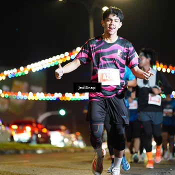 Runner Photo 4421391