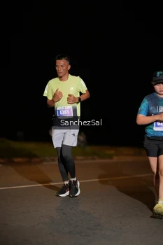 Runner Photo 4421397