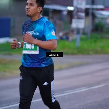 Runner Photo 4421434
