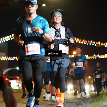 Runner Photo 4421454