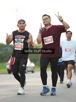 Runner Photo 4421464