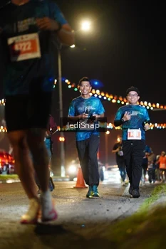 Runner Photo 4421476