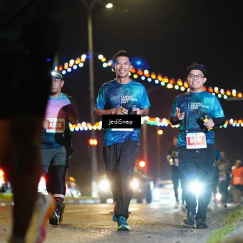 Runner Photo 4421477