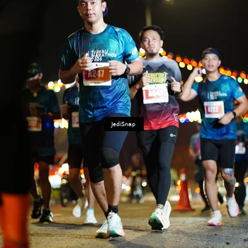 Runner Photo 4421485