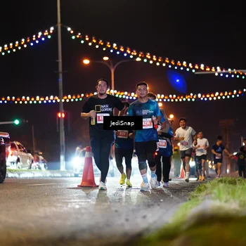 Runner Photo 4421520