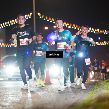 Runner Photo 4421558