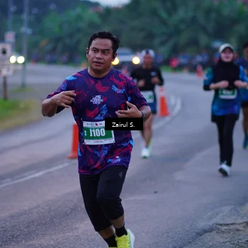 Runner Photo 4421560