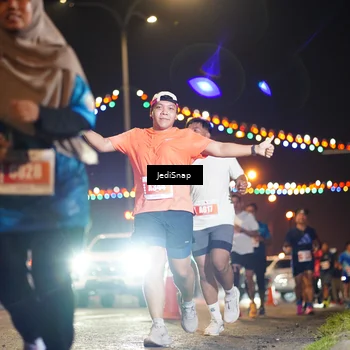 Runner Photo 4421625