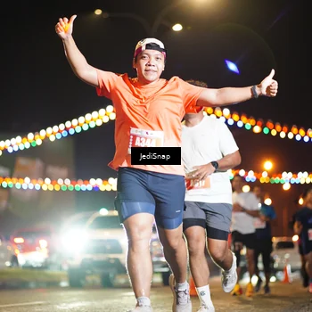 Runner Photo 4421657