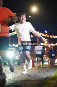 Runner Photo 4421678