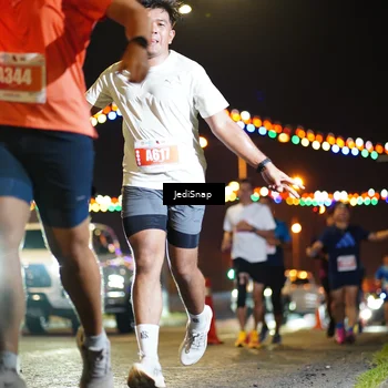 Runner Photo 4421680