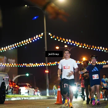 Runner Photo 4421711