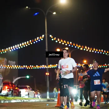 Runner Photo 4421714
