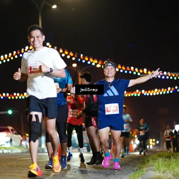 Runner Photo 4421736