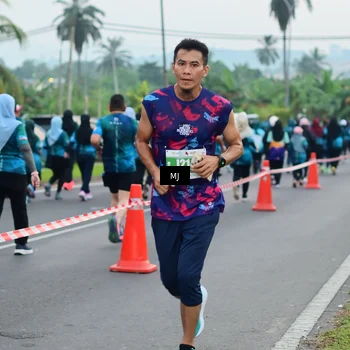 Runner Photo 4421741