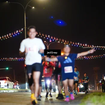 Runner Photo 4421754