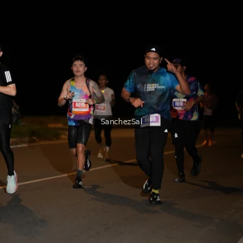 Runner Photo 4421774