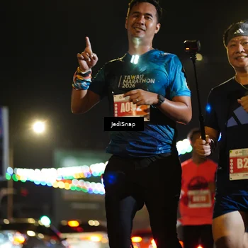 Runner Photo 4421797