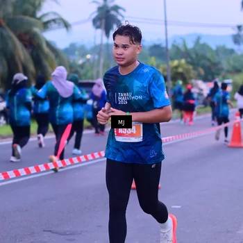 Runner Photo 4421799