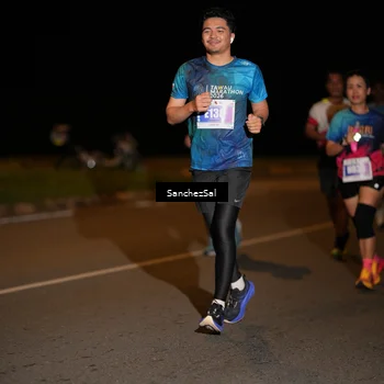Runner Photo 4421830