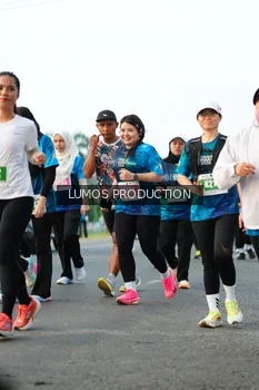 Runner Photo 4421843