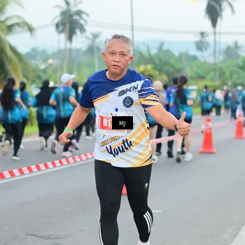 Runner Photo 4421846