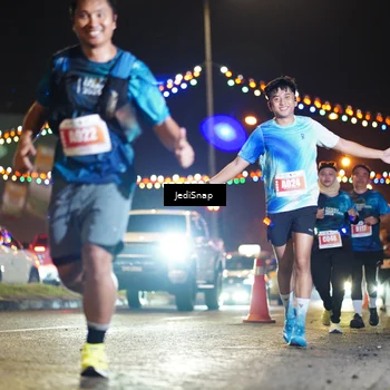 Runner Photo 4421861